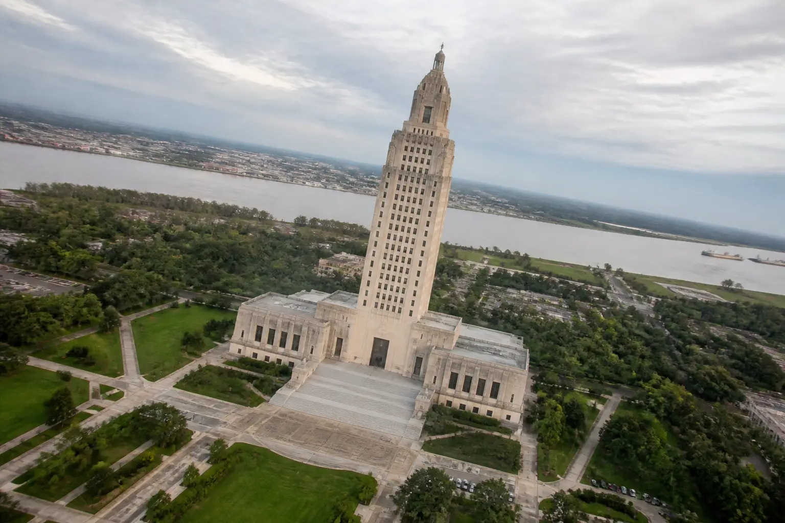 Louisiana verlängert DraftKings Lizenz unter strengen Vorbehalten bis Februar